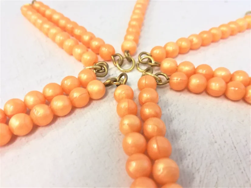 Stovkový perlový řetěz