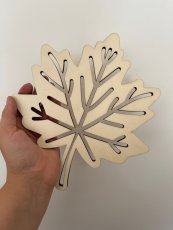 Dřevěný javorový list