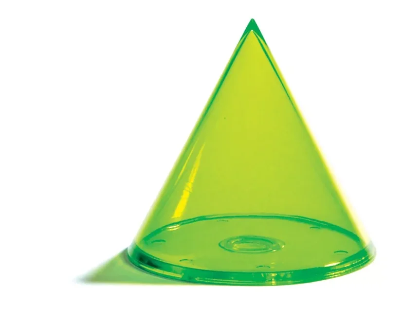 Průhledná barevná geometrická tělesa