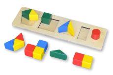 Barevné cihly, různé tvary, menší rozměr