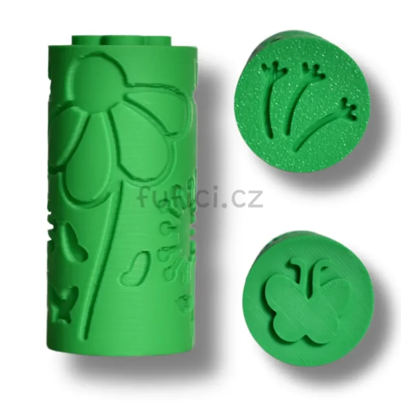 Váleček - Květina s motýlem