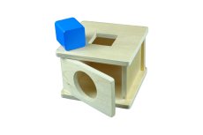 Box na vkládání kostky