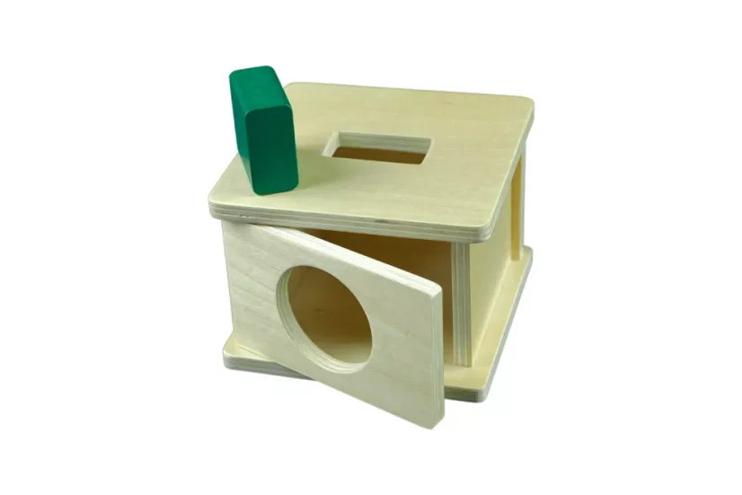 Box na vkládání čtyřbokého hranolu