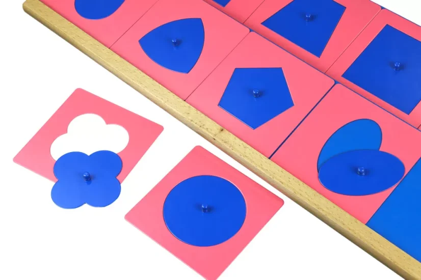 Moyo Montessori Kovové útvary