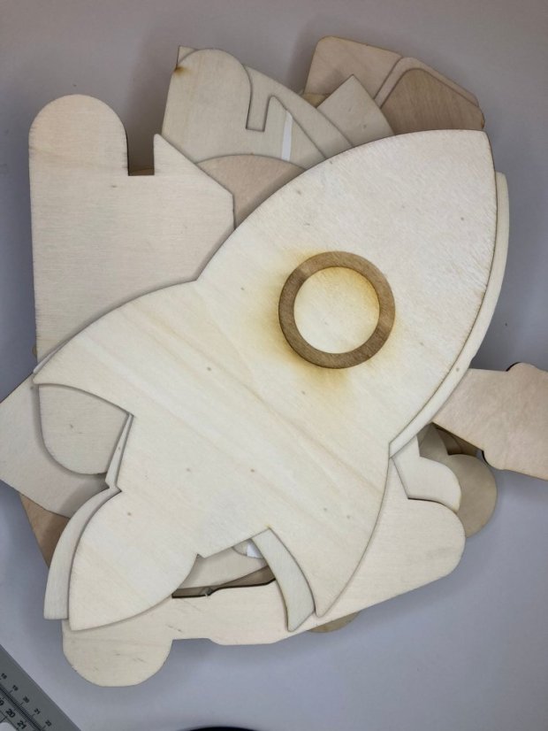 Dřevěný tác - podklad - zachraňte mě ♻️