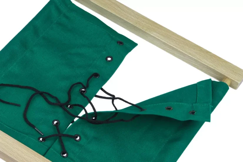 Zapínací rám s tkaničkou