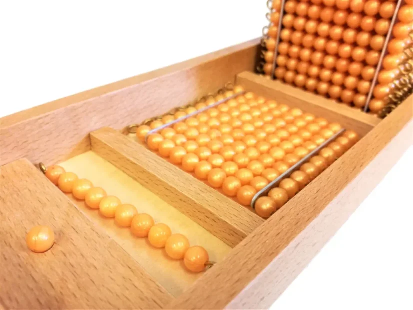 Úvodní podnos k perlovému materiálu