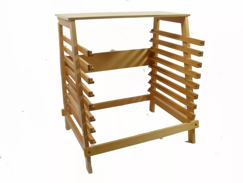 Moyo Montessori Stojan na puzzle - mapy