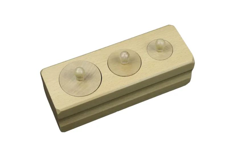 Tři válečky s úchyty