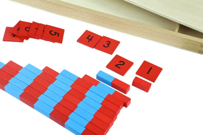 Malé červeno-modré tyče