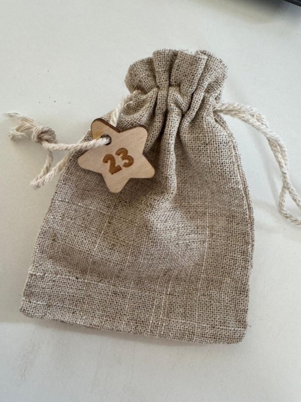 Dřevěná adventní čísla - hvězdičky