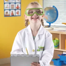 Sada - Laboratorní plášť a brýle