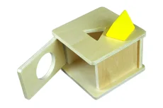 Box na vkládání trojbokého hranolu